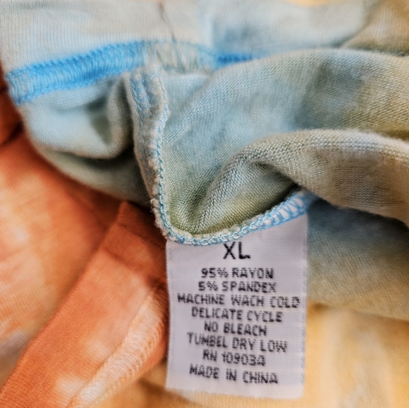 NWT - VTG - Casual Freedom Stretch Top - Size XL - Picture 8 of 8